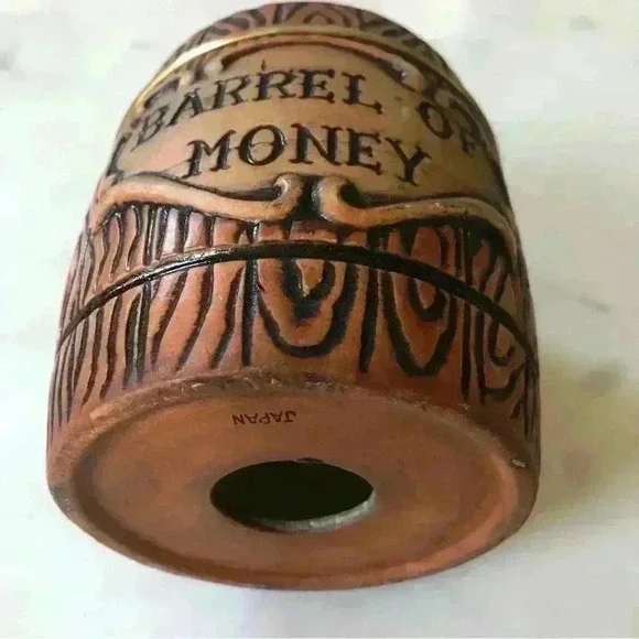 Vintage 70s rustic barrel of money coin bank. Ceramic with metal band - Picture 3 of 7
